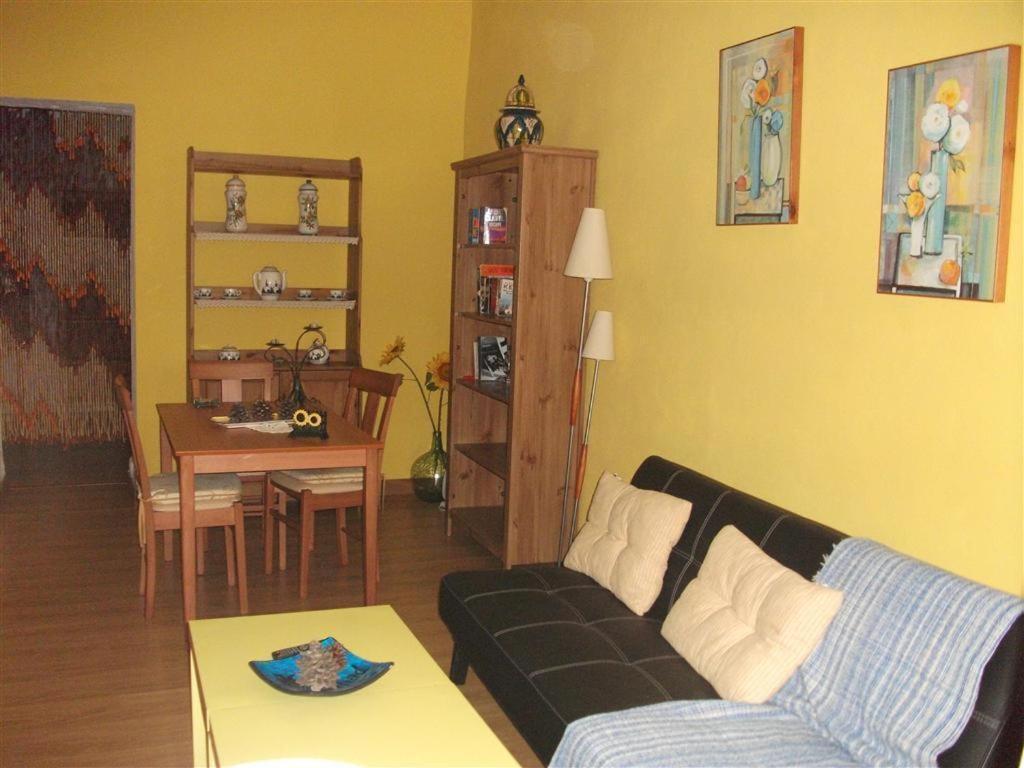 מיחאס Alojamientos Casa Tejon חדר תמונה